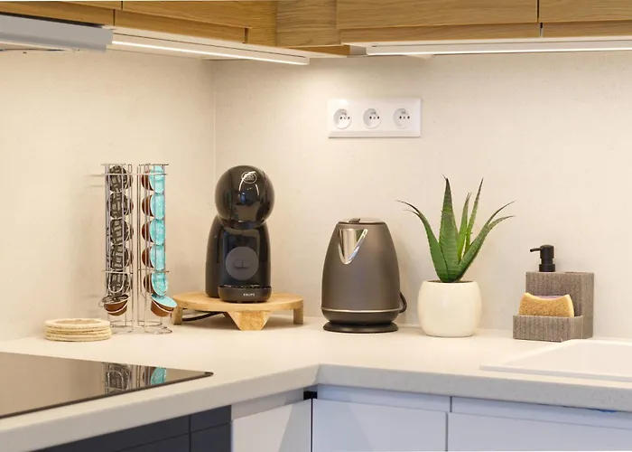 Doriloty In Center *